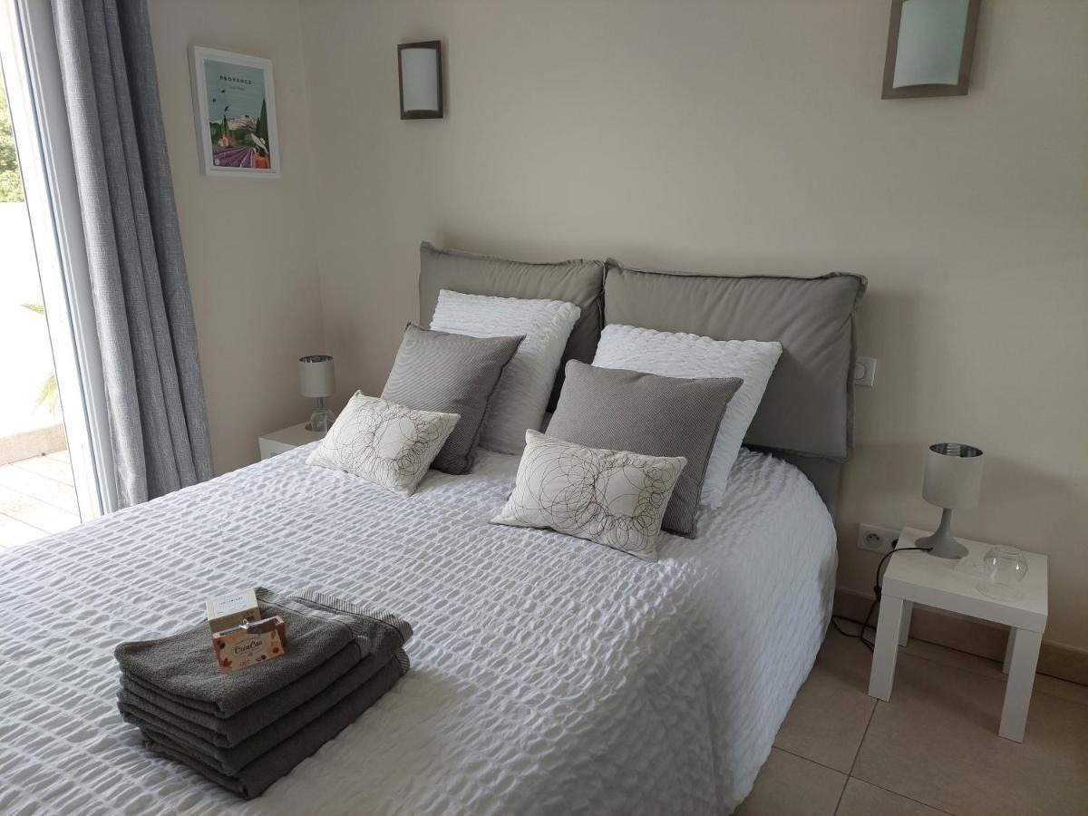 Chez Herve Et Lydie Nans-les-Pins Luaran gambar