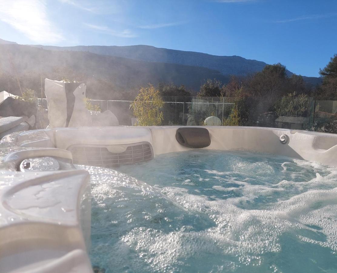 Chez Herve Et Lydie Nans-les-Pins Luaran gambar